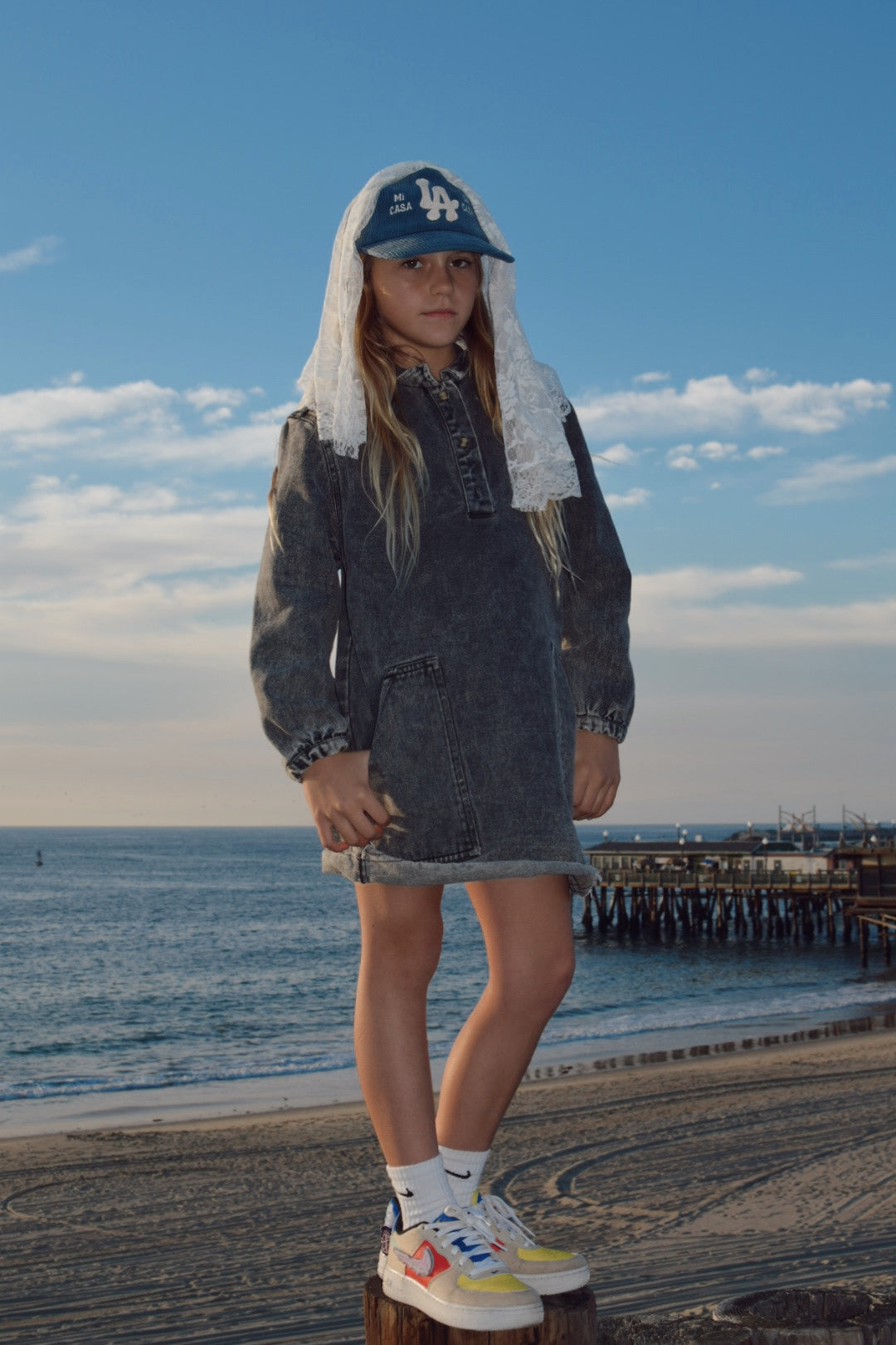 Finger in the nose dress